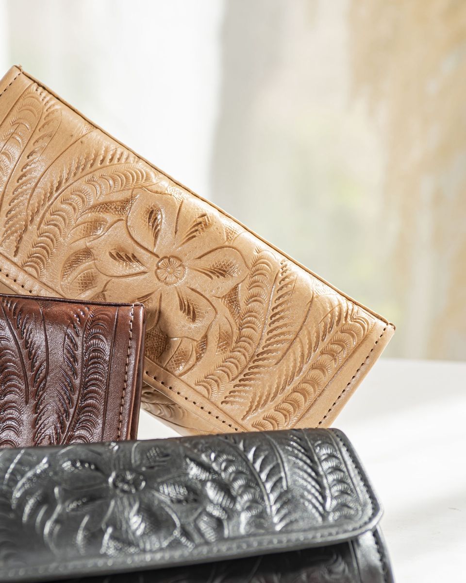 Billetera de Cuero Repujado