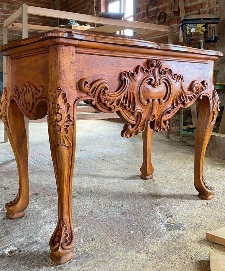 Mueble Tallado en Madera